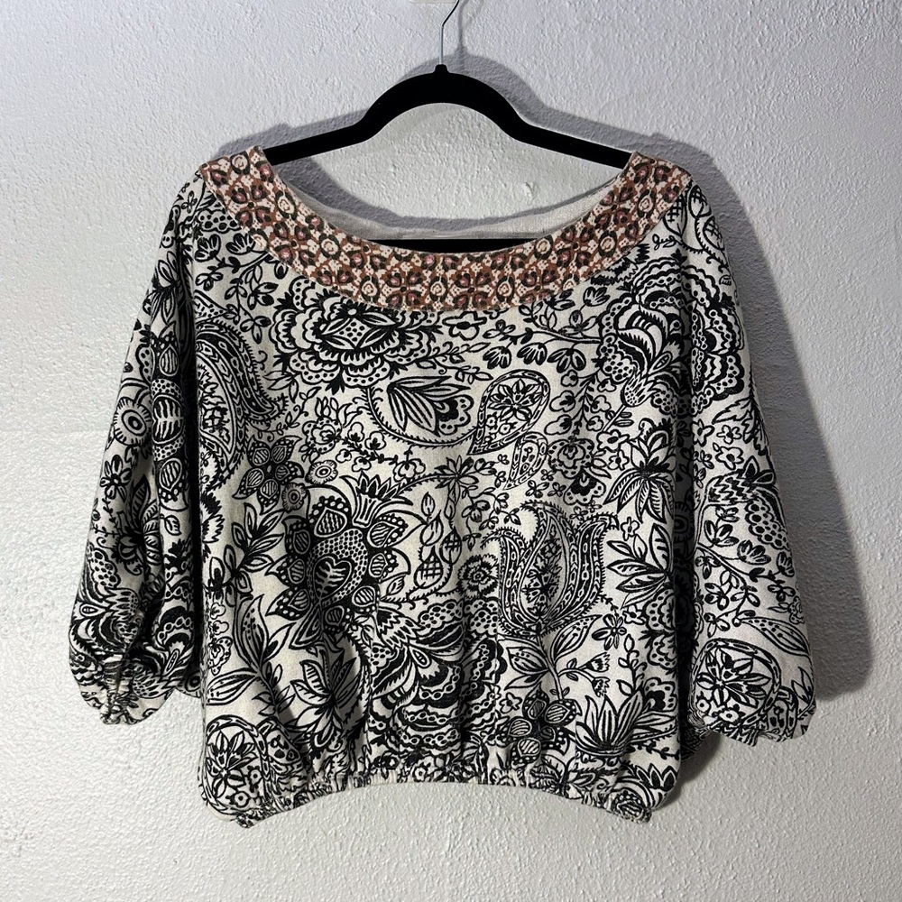 Anthropologie Batwing cropped sweater sweatshirt Top XS Oversized Black & White